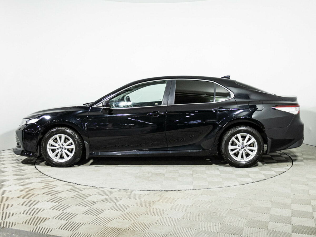 Toyota Camry с пробегом — 2018 год. Фото: #7