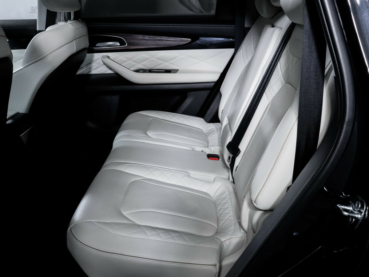 EXEED VX с пробегом — 2022 год. Фото: #9