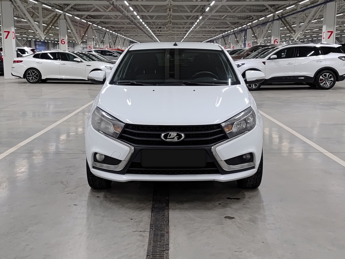 Lada (ВАЗ) Vesta с пробегом — 2020 год. Фото: #1