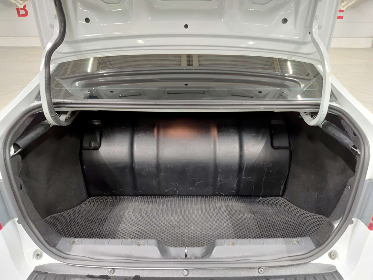 Lada (ВАЗ) Vesta с пробегом — 2020 год. Фото: #9