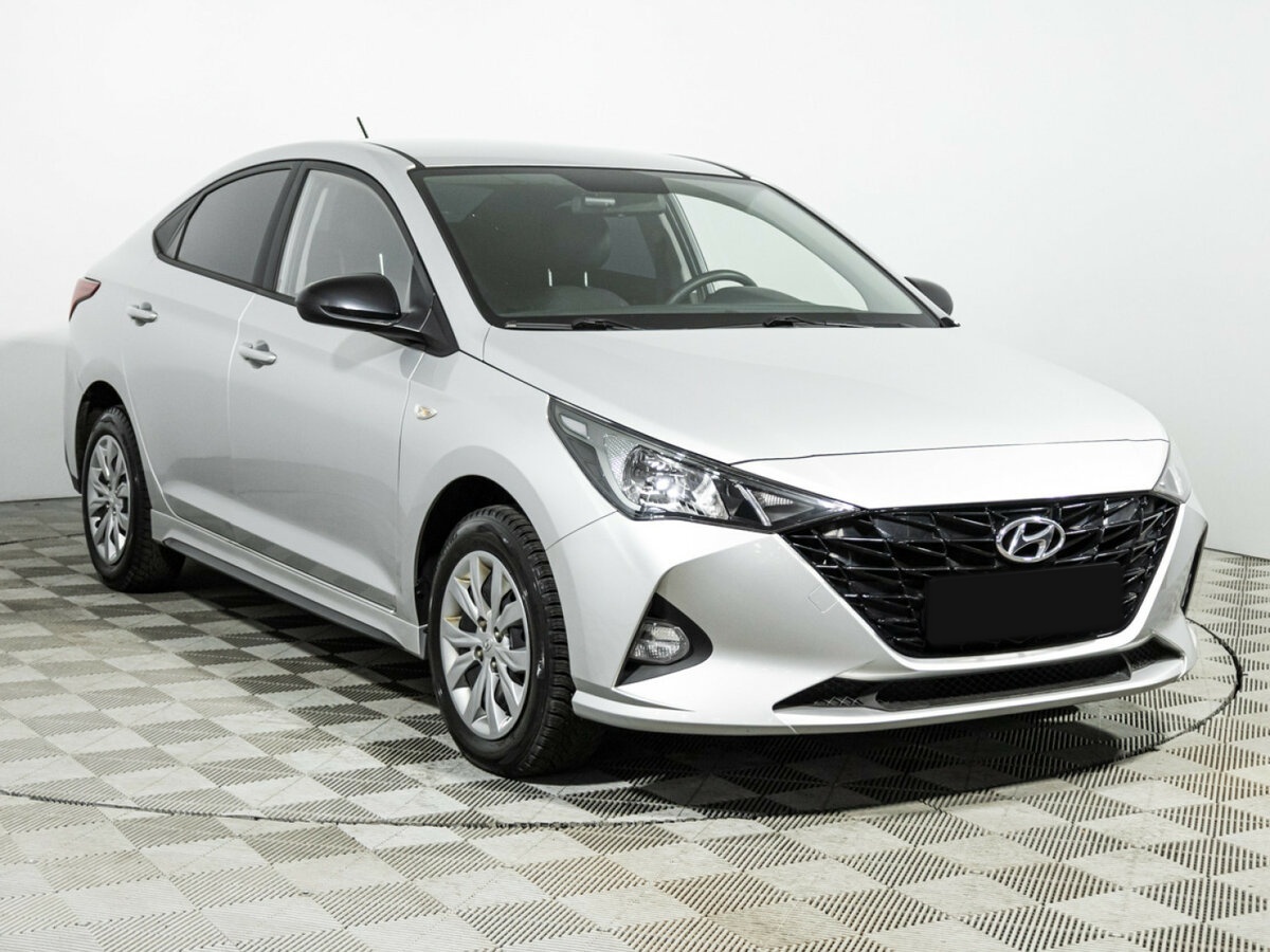 Solaris HS с пробегом — 2024 год. Фото: #2