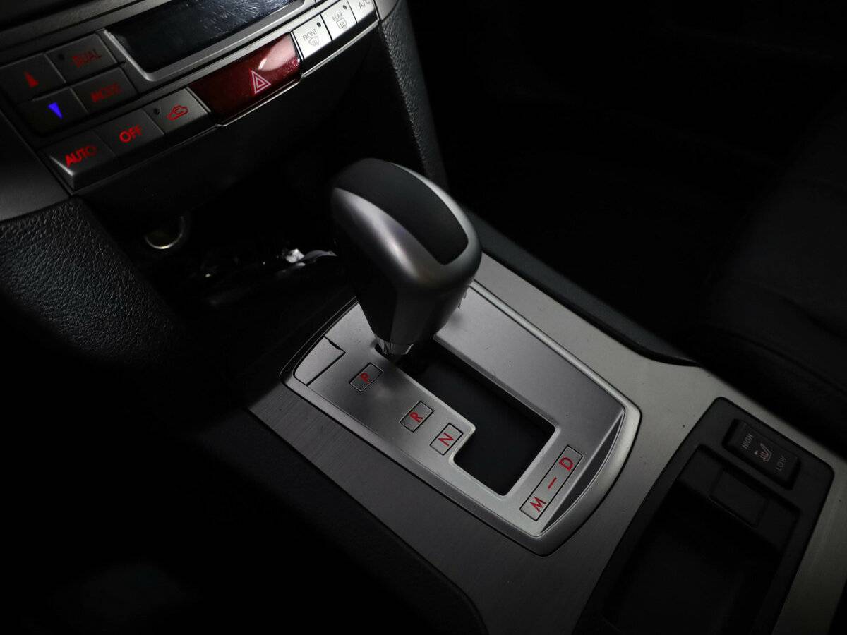 Subaru Outback с пробегом — 2012 год. Фото: #9