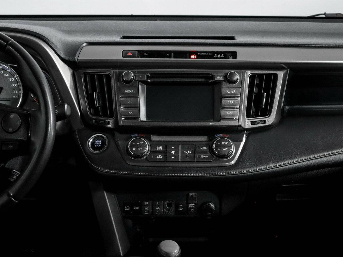 Toyota RAV4 с пробегом — 2013 год. Фото: #12