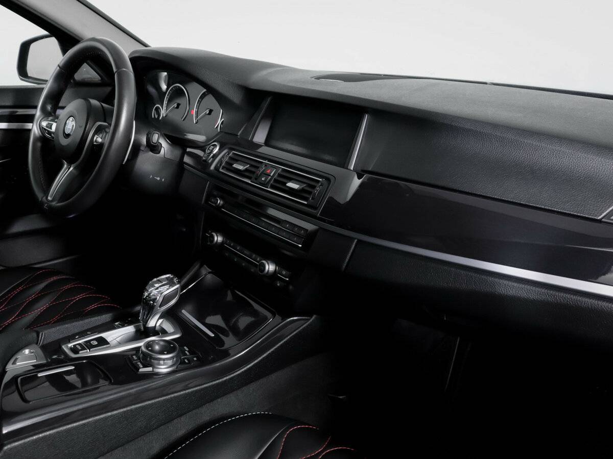 BMW 5 серии с пробегом — 2014 год. Фото: #8