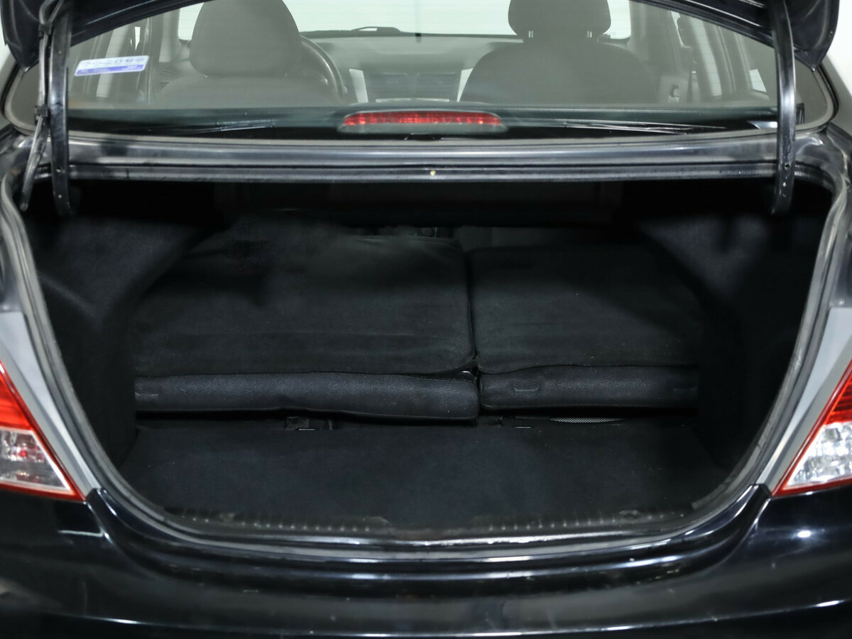 Hyundai Solaris с пробегом — 2013 год. Фото: #29