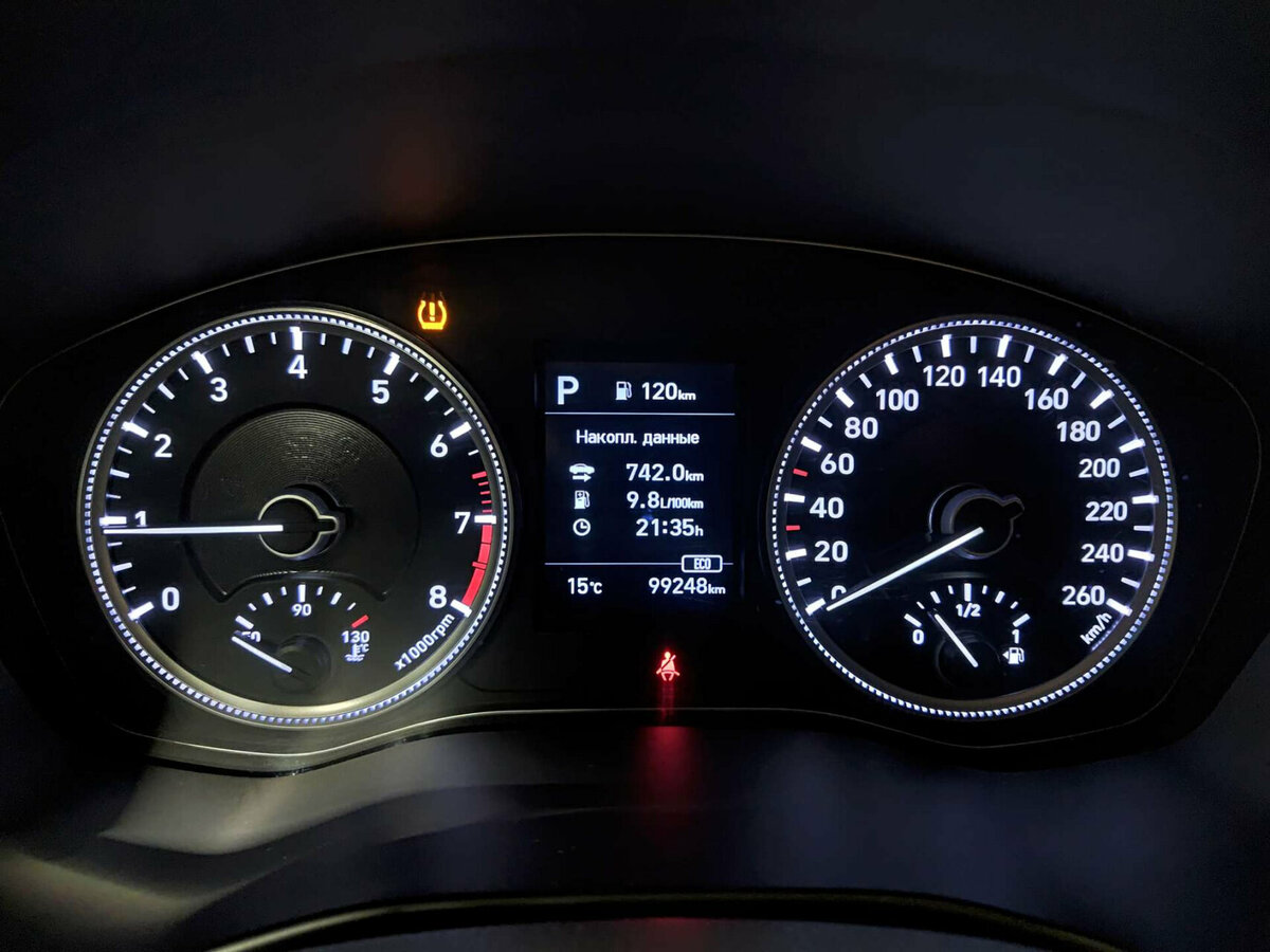 Hyundai Santa Fe с пробегом — 2019 год. Фото: #12