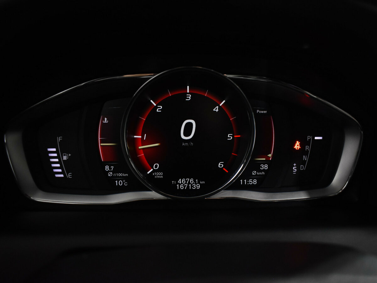 Volvo XC60 с пробегом — 2017 год. Фото: #18