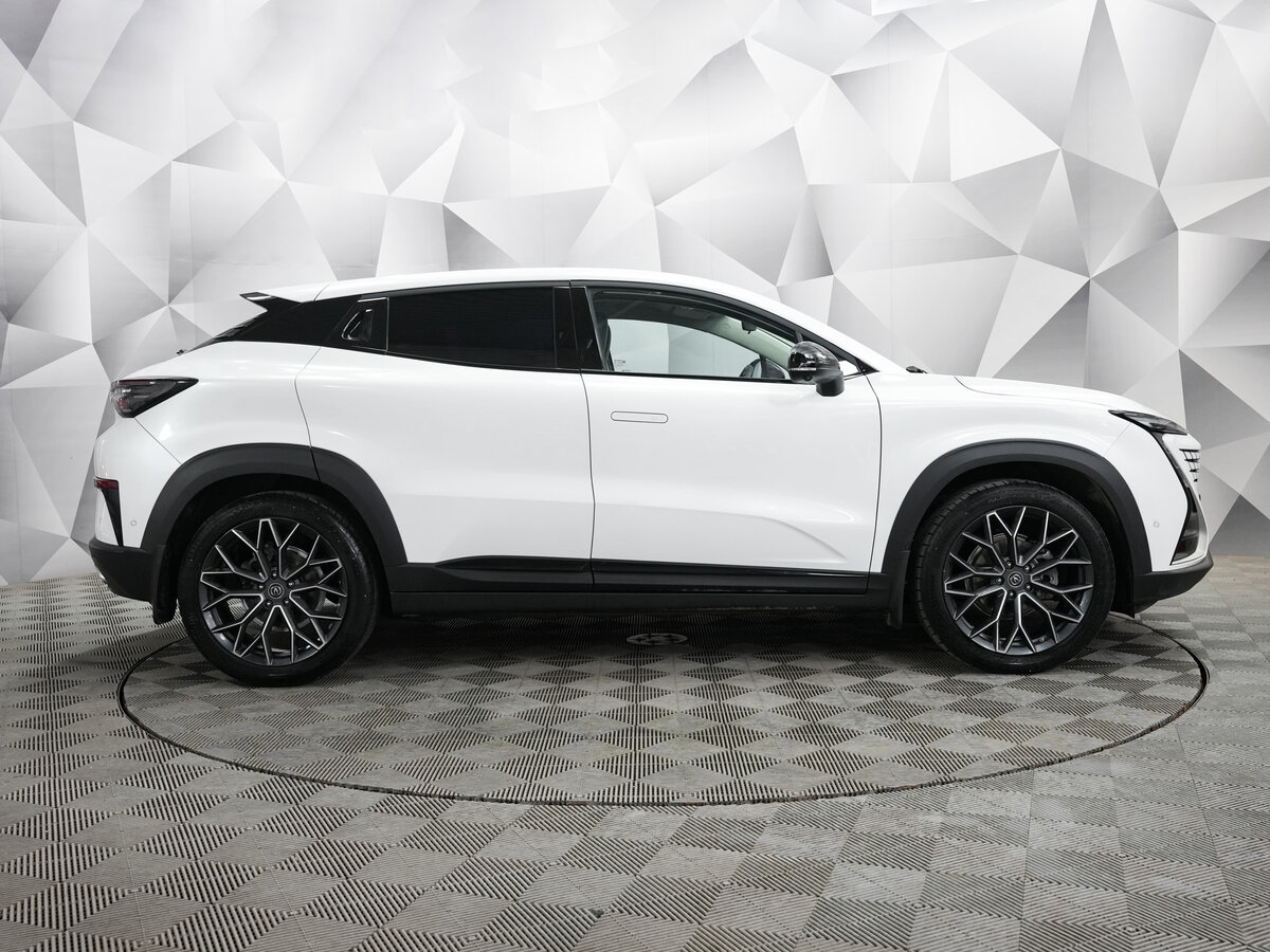 Changan UNI-T с пробегом — 2024 год. Фото: #5