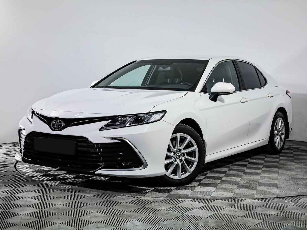 Toyota Camry с пробегом — 2021 год. Фото: #14