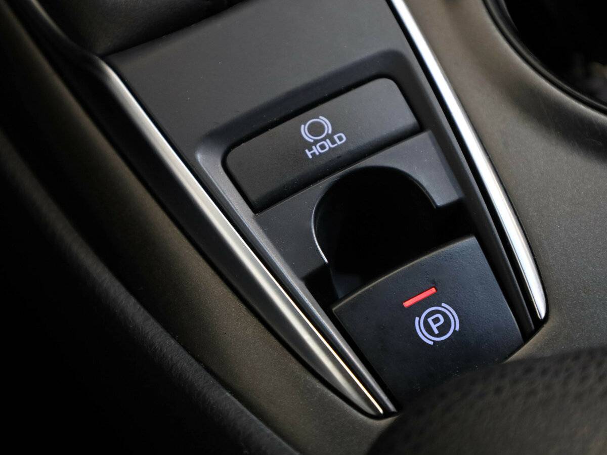 Toyota Camry с пробегом — 2021 год. Фото: #26