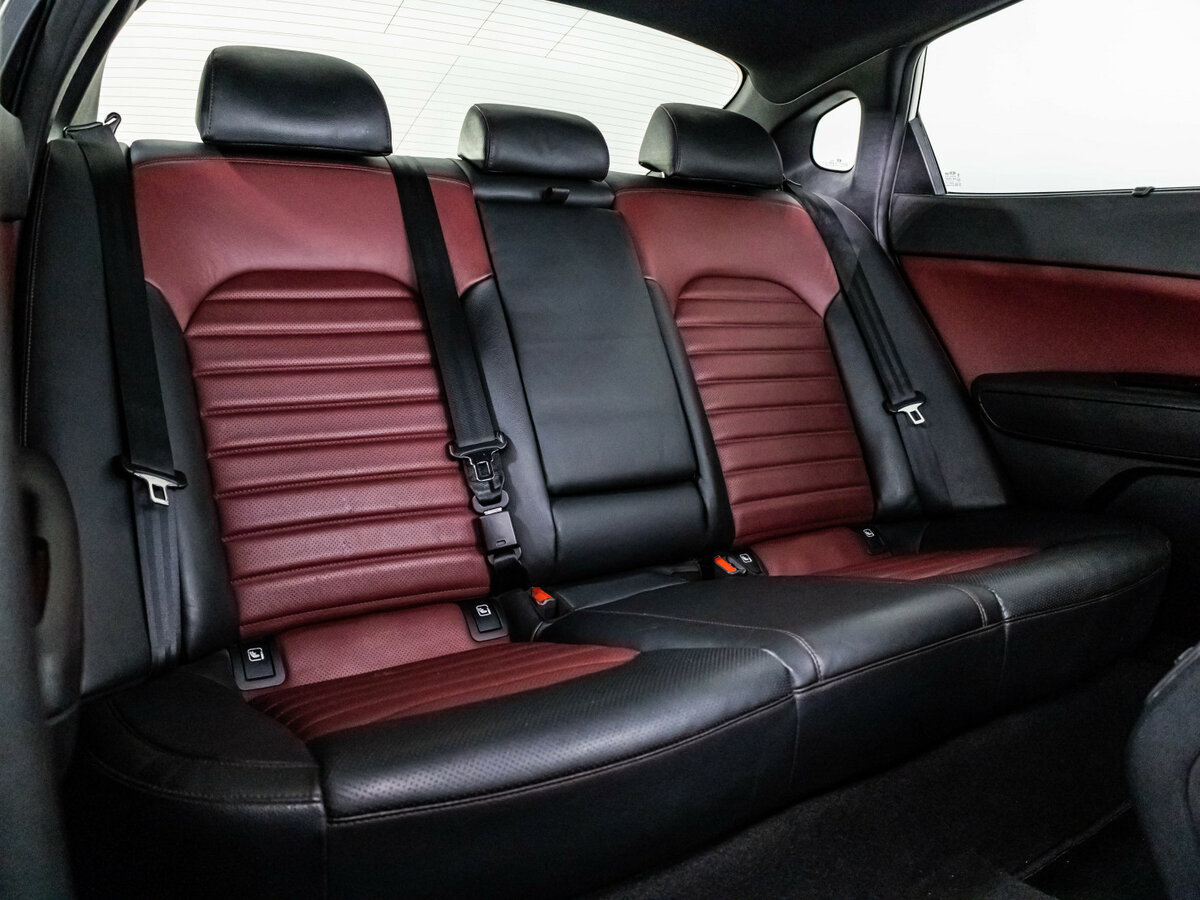 Kia Optima с пробегом — 2018 год. Фото: #25