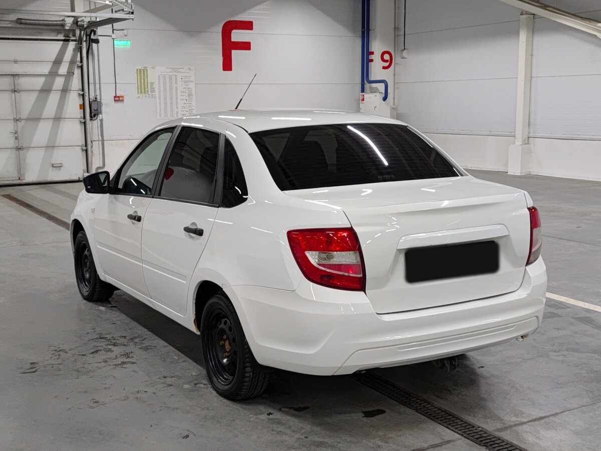 Lada (ВАЗ) Granta с пробегом — 2019 год. Фото: #6