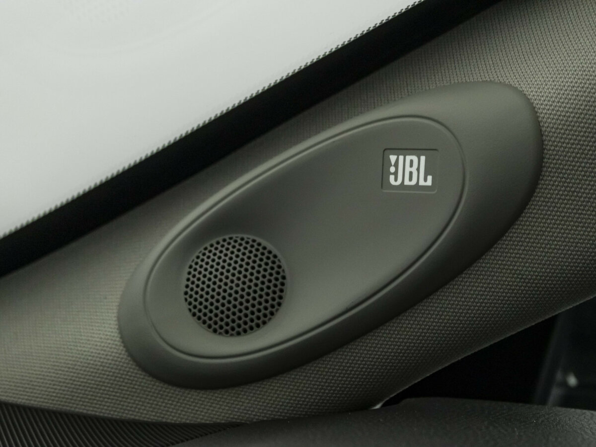 Toyota Camry с пробегом — 2019 год. Фото: #17