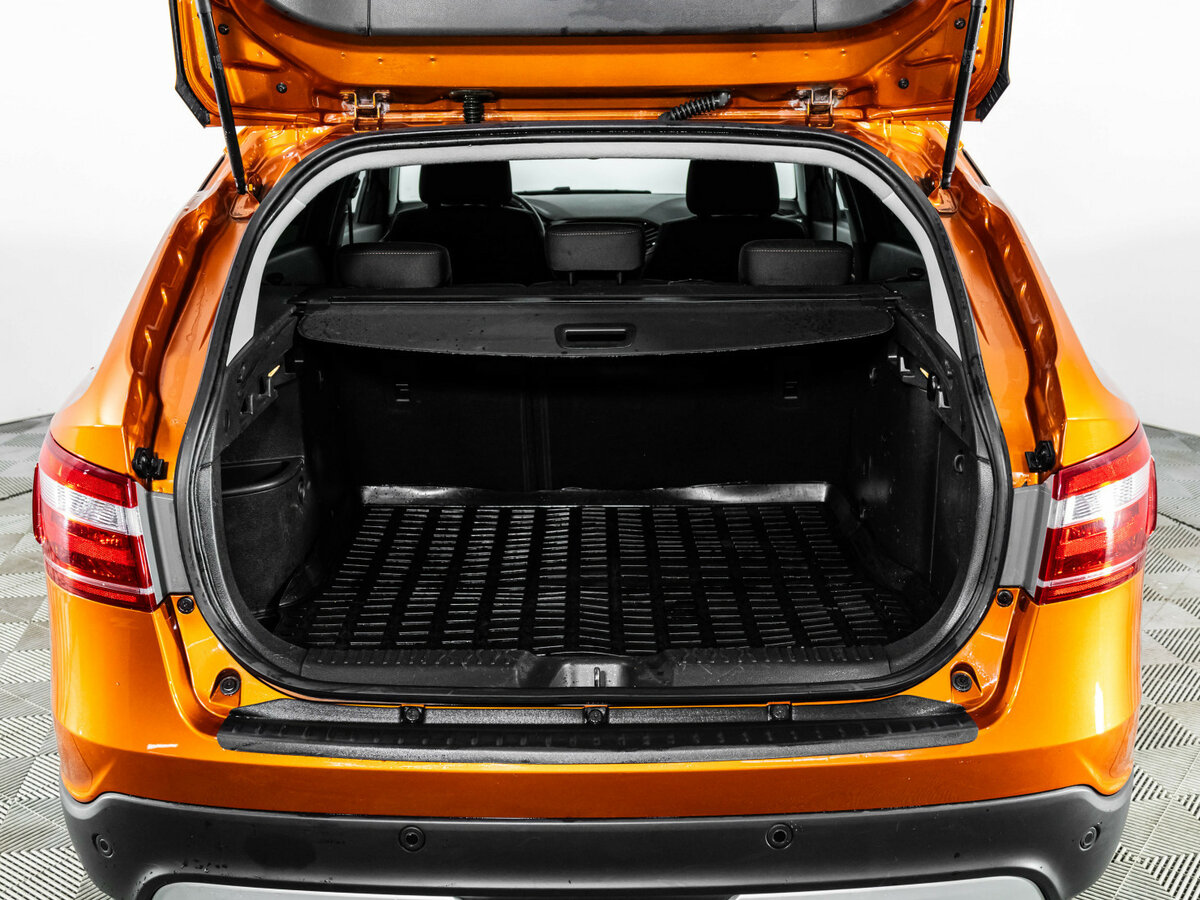 Lada (ВАЗ) Vesta с пробегом — 2021 год. Фото: #23