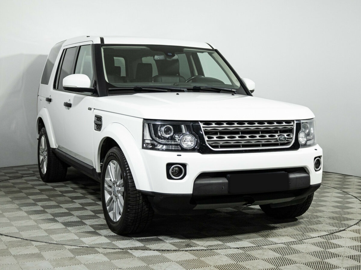 Land Rover Discovery с пробегом — 2015 год. Фото: #2