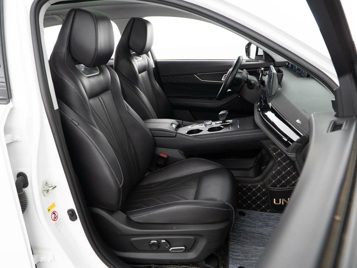 Changan UNI-K с пробегом — 2023 год. Фото: #6