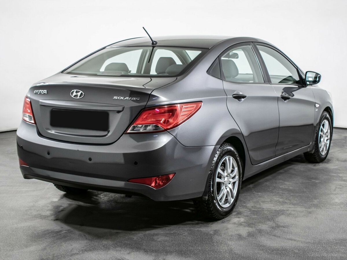 Hyundai Solaris с пробегом — 2015 год. Фото: #4