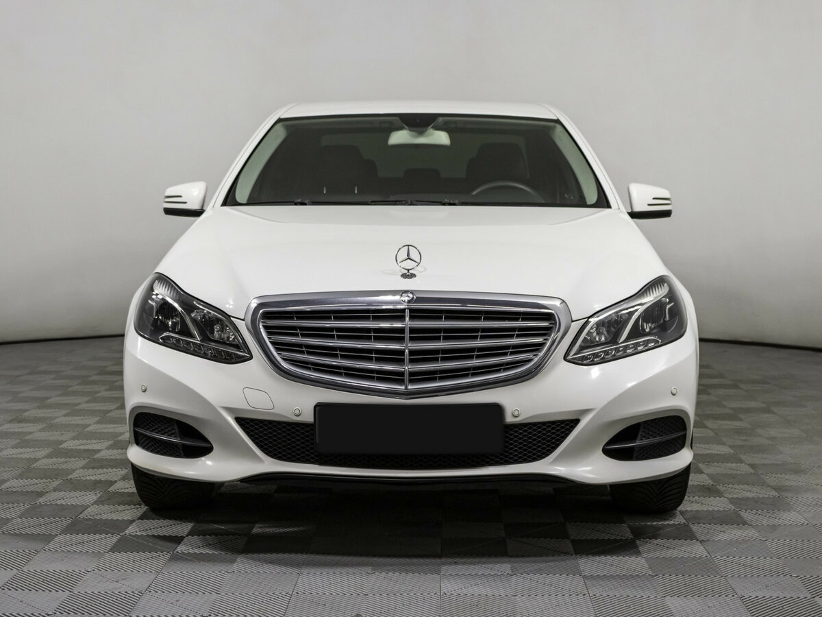 Mercedes-Benz E-Класс с пробегом — 2014 год. Фото: #1