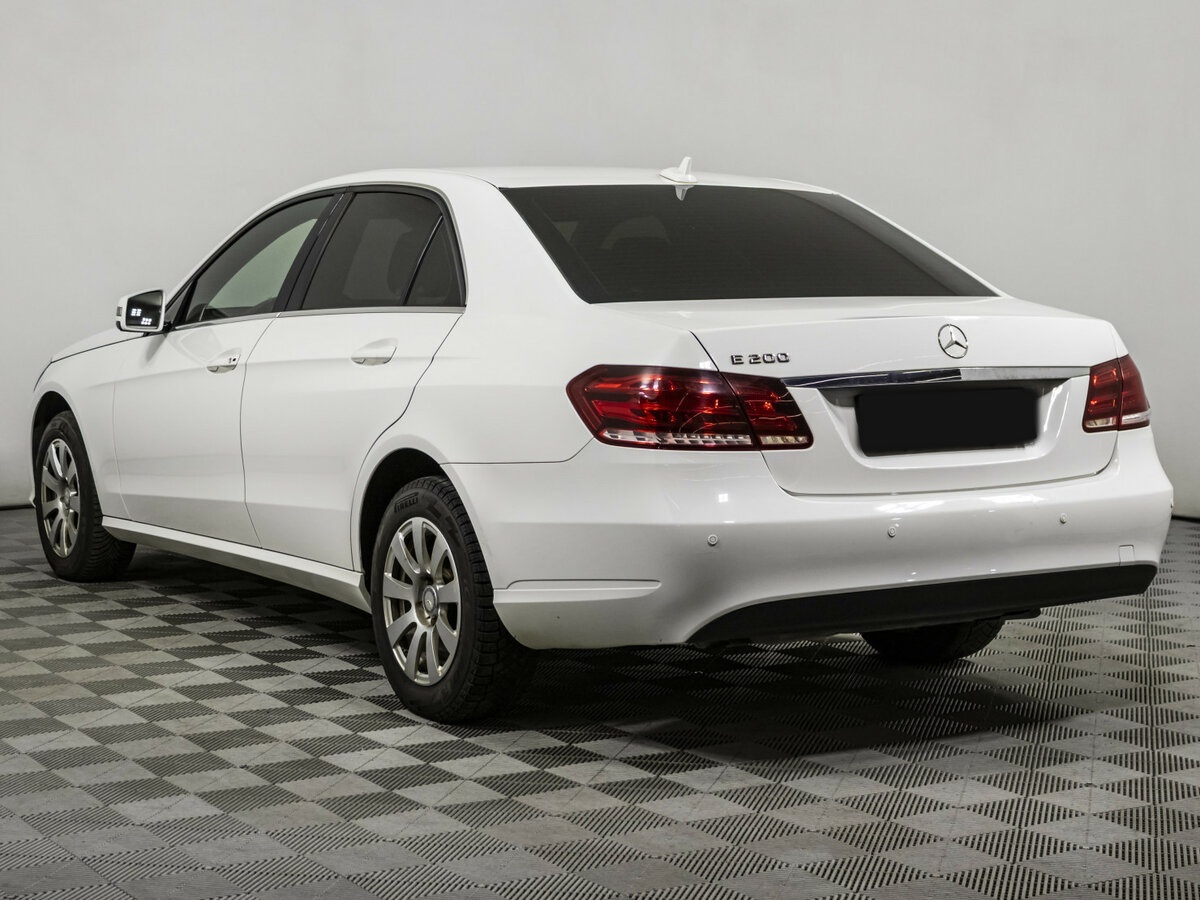 Mercedes-Benz E-Класс с пробегом — 2014 год. Фото: #6