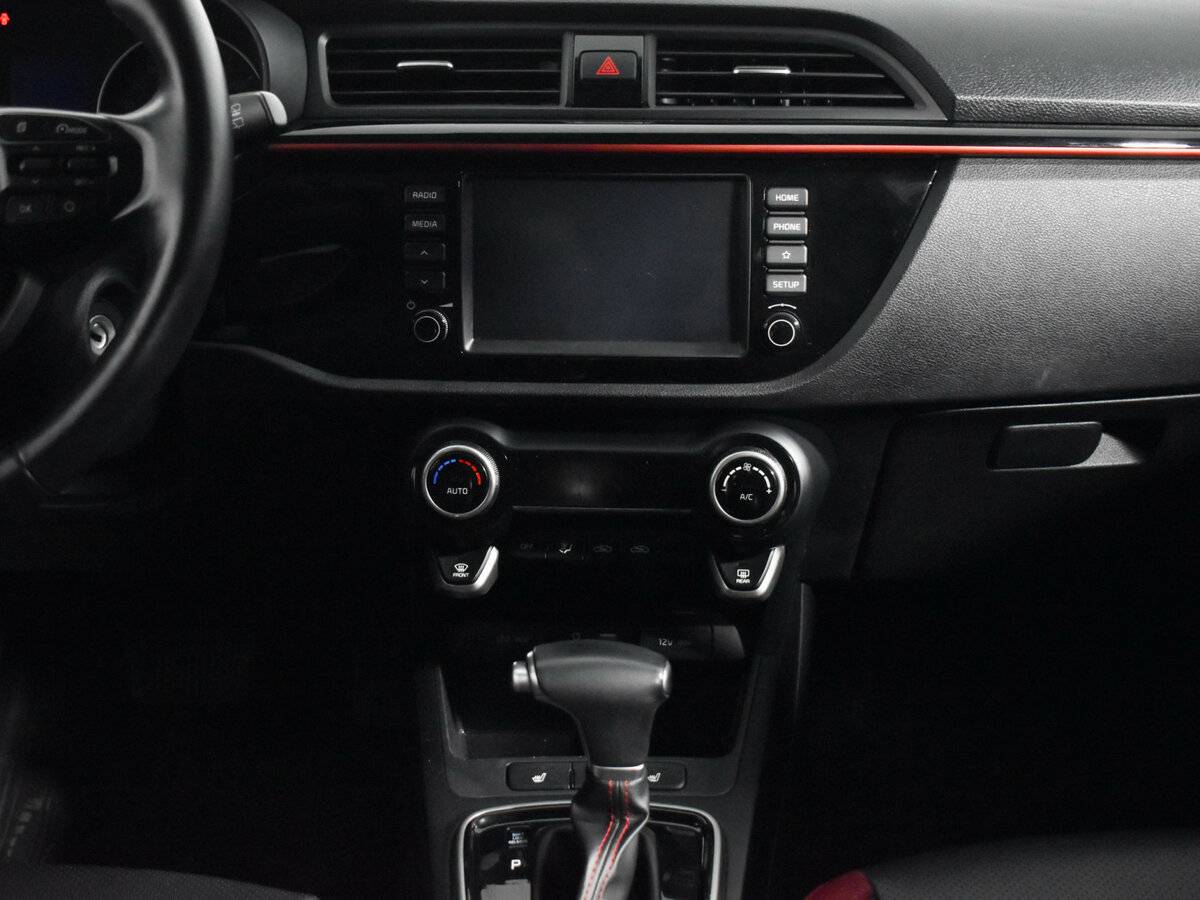 Kia Rio с пробегом — 2020 год. Фото: #12