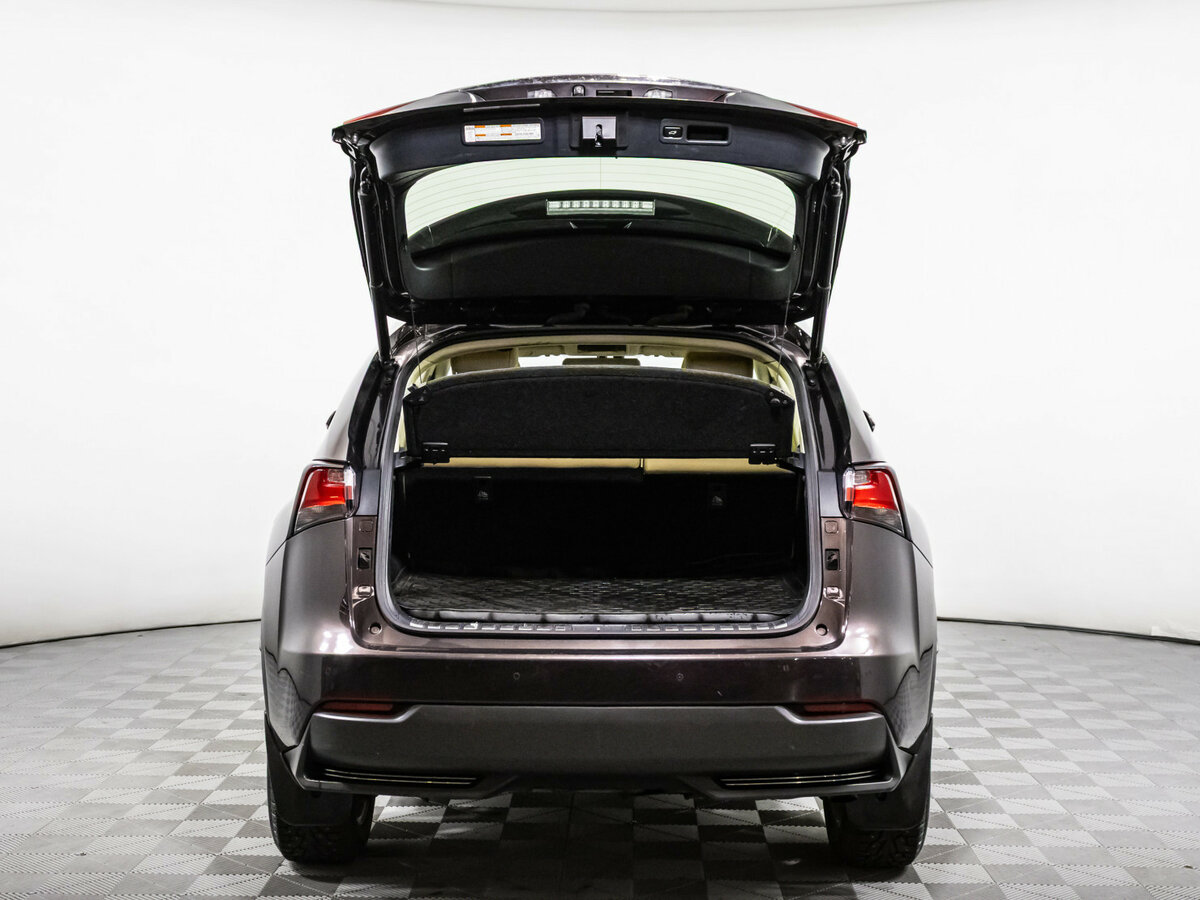 Lexus NX с пробегом — 2015 год. Фото: #17