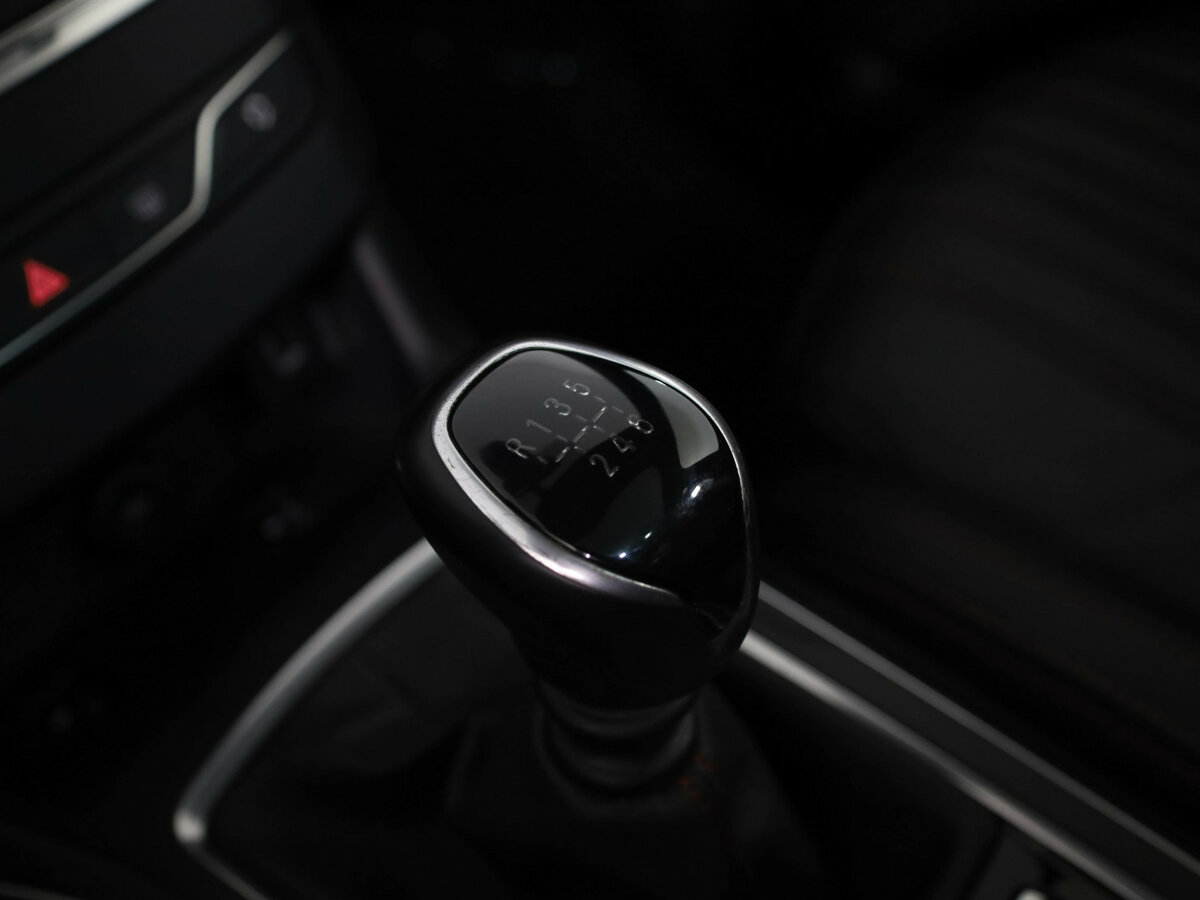 Peugeot 308 с пробегом — 2019 год. Фото: #10