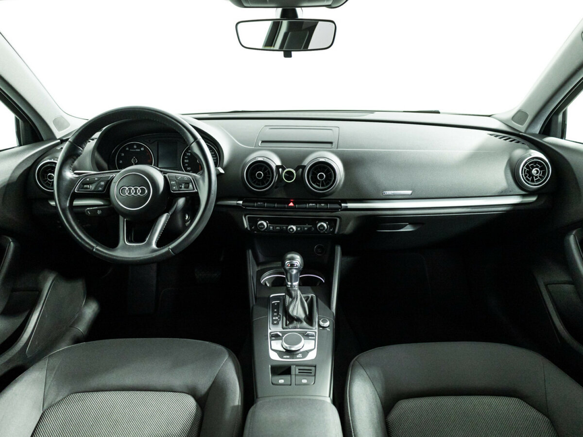 Audi A3 с пробегом — 2018 год. Фото: #12