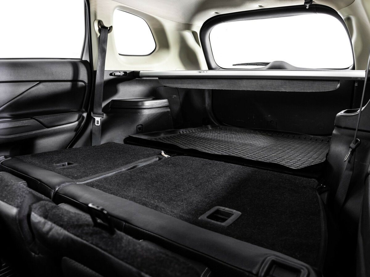 Mitsubishi Outlander с пробегом — 2016 год. Фото: #20