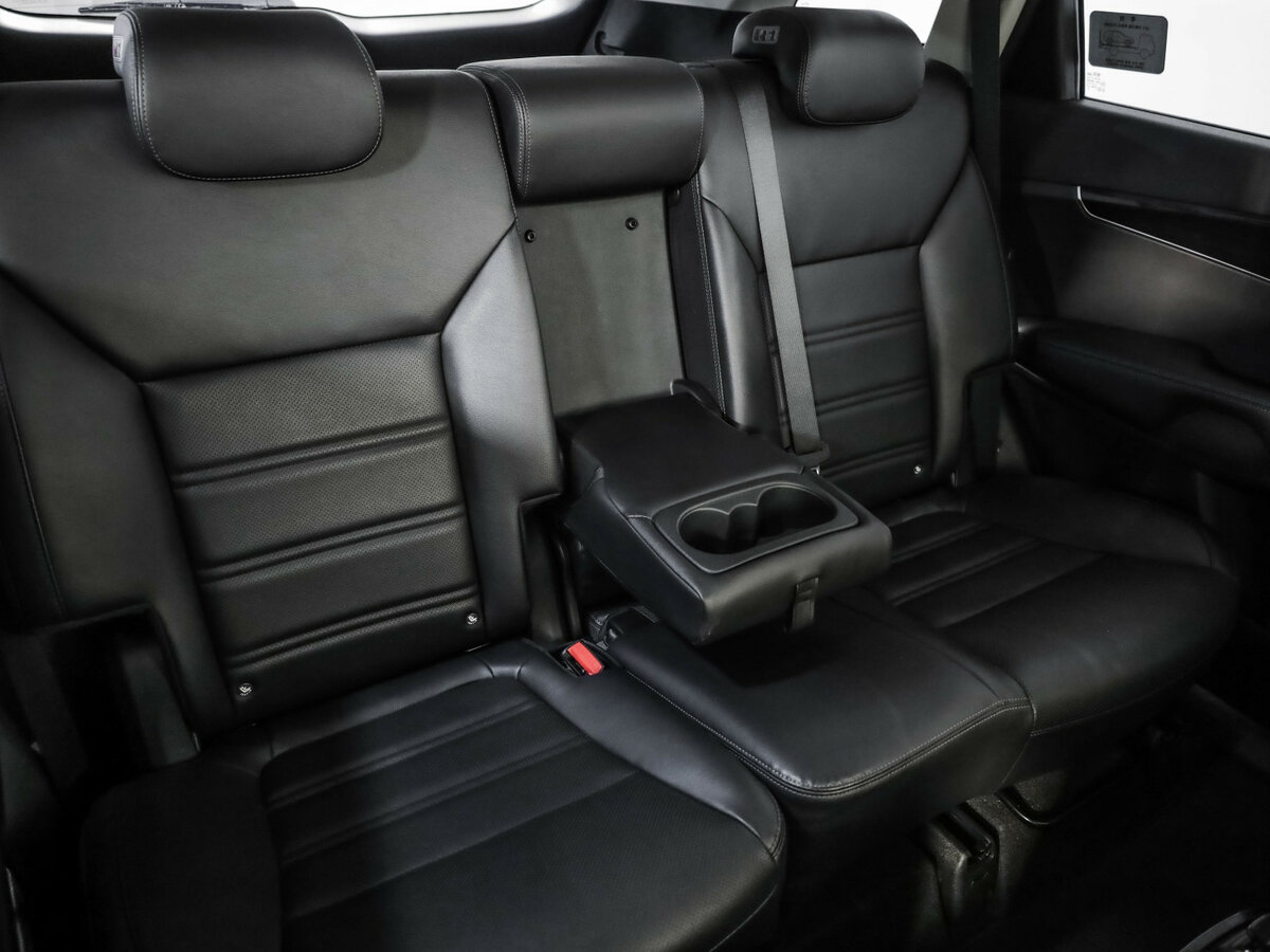 Kia Sorento с пробегом — 2018 год. Фото: #29