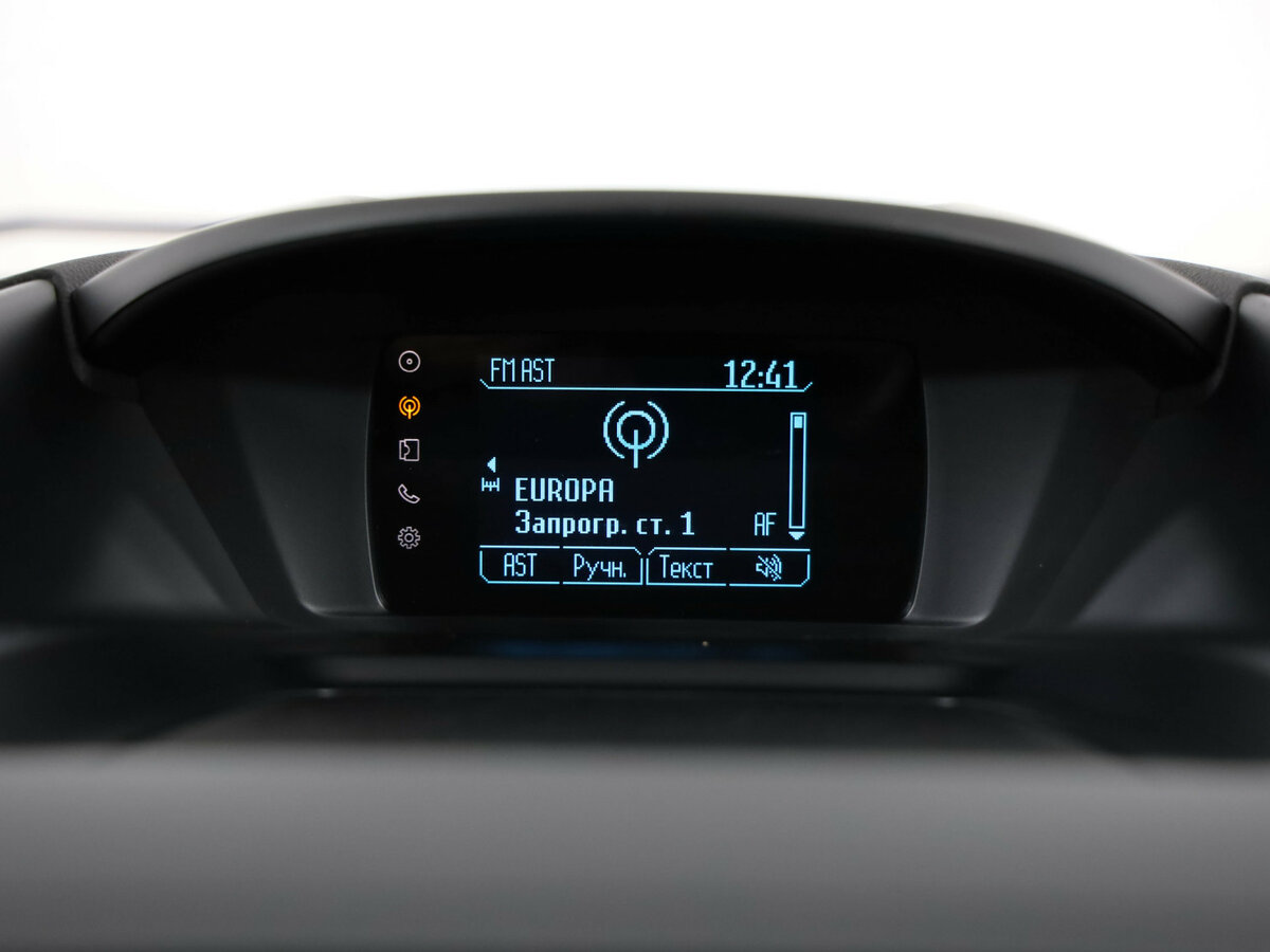 Ford Kuga с пробегом — 2016 год. Фото: #12