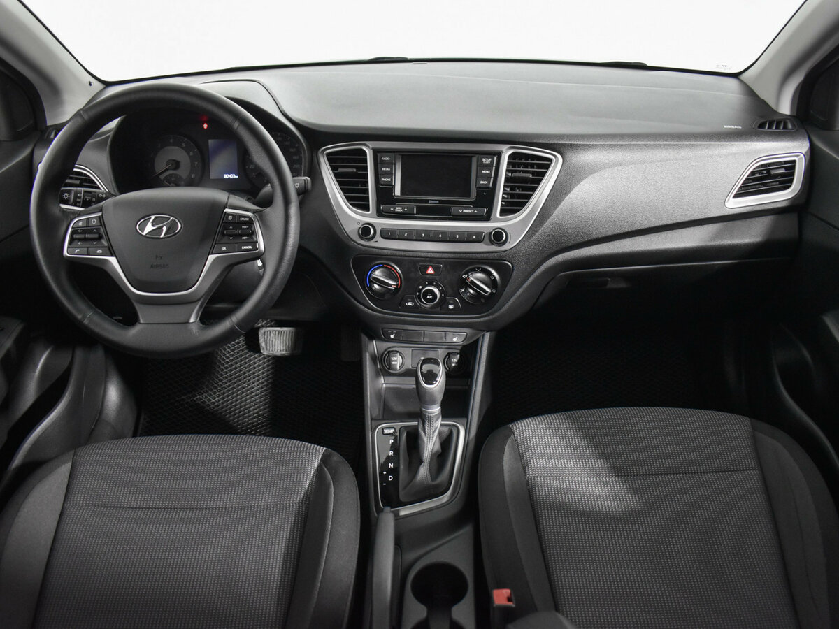 Hyundai Solaris с пробегом — 2020 год. Фото: #12