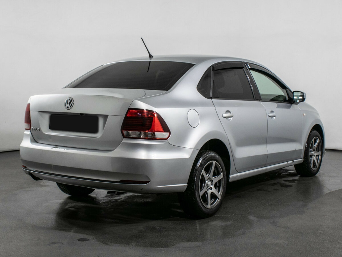 Volkswagen Polo с пробегом — 2016 год. Фото: #4