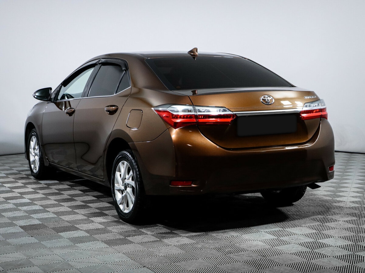 Toyota Corolla с пробегом — 2017 год. Фото: #5