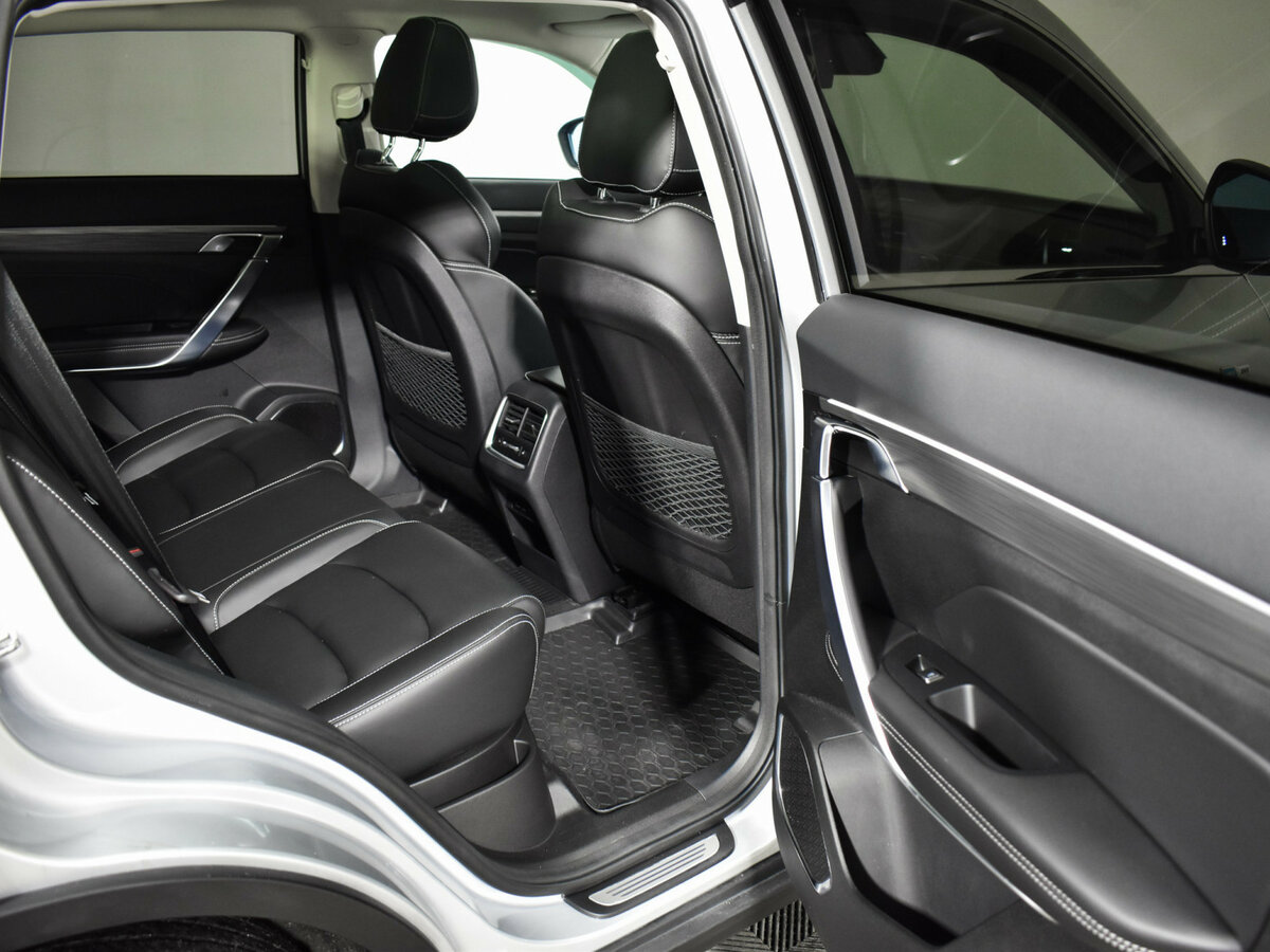 Geely Atlas Pro с пробегом — 2022 год. Фото: #11