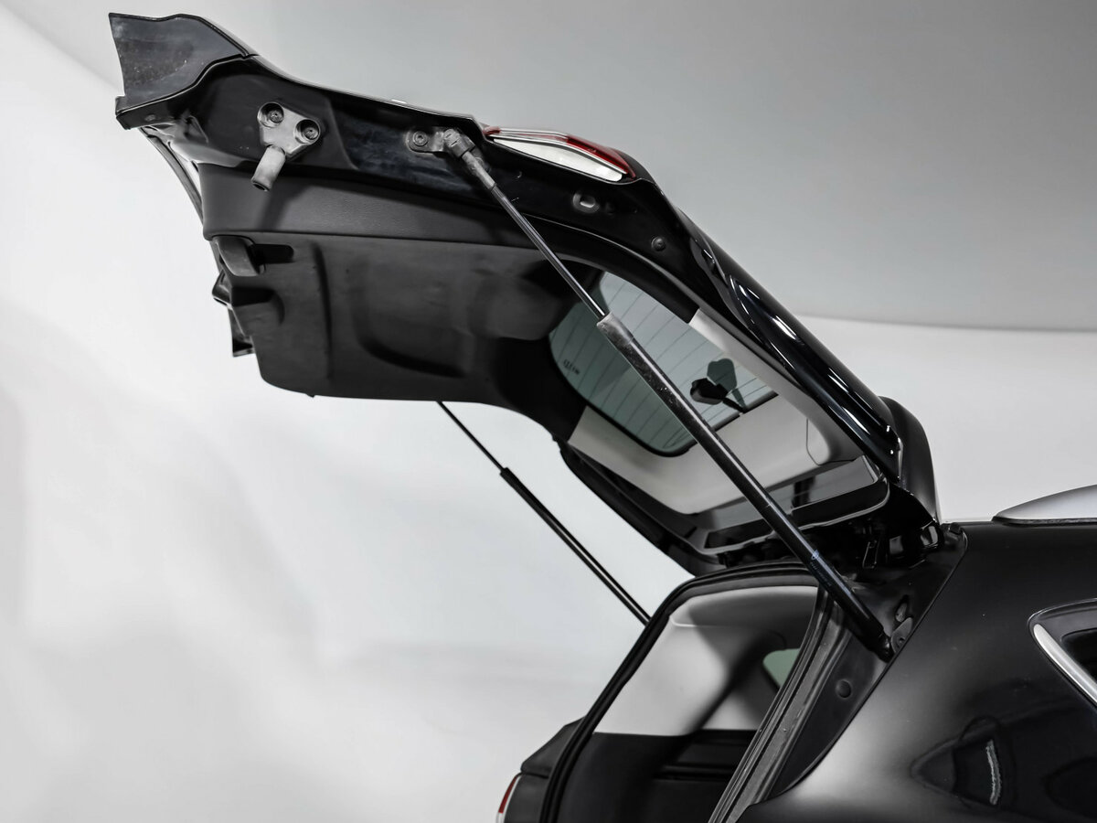 Ford Kuga с пробегом — 2015 год. Фото: #30