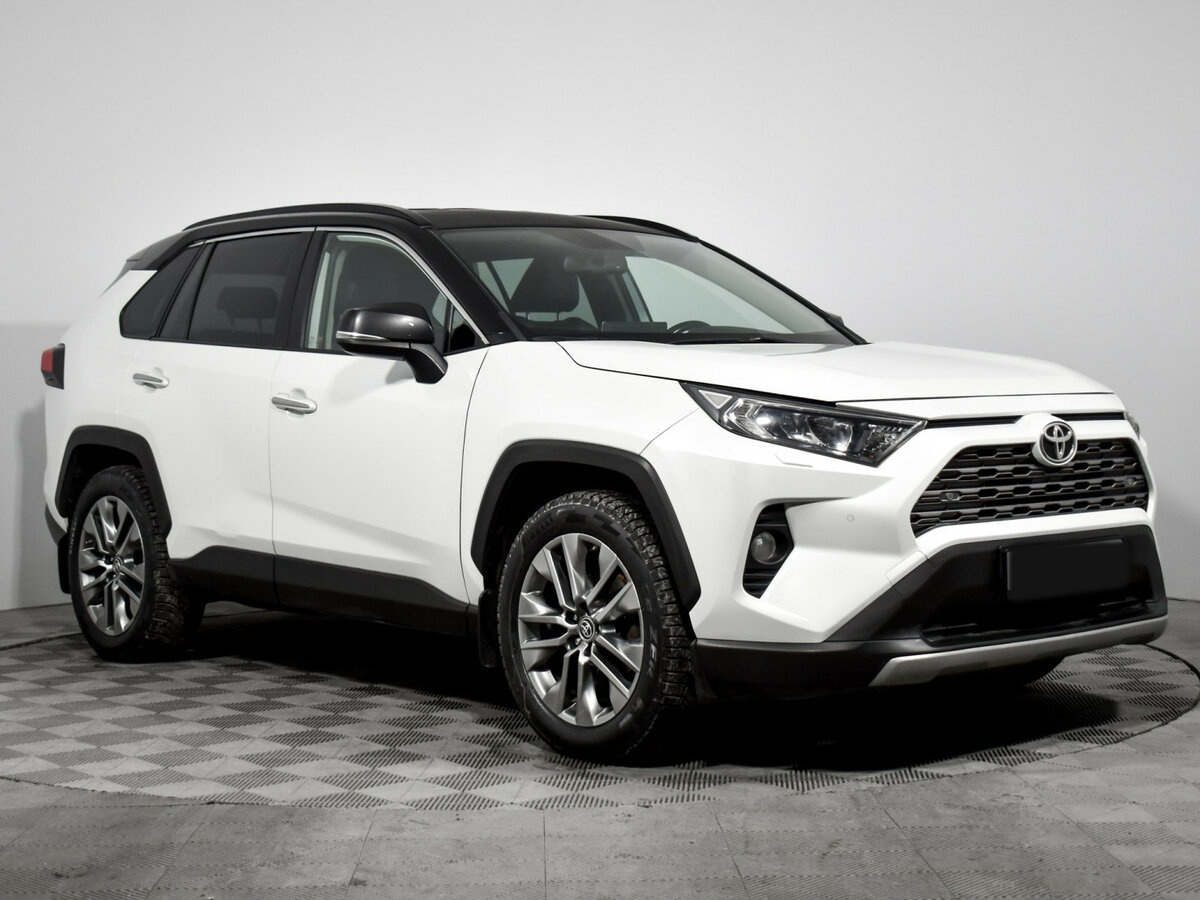 Toyota RAV4 с пробегом — 2019 год. Фото: #2