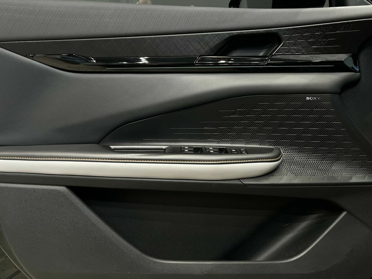 Changan UNI-V с пробегом — 2024 год. Фото: #15