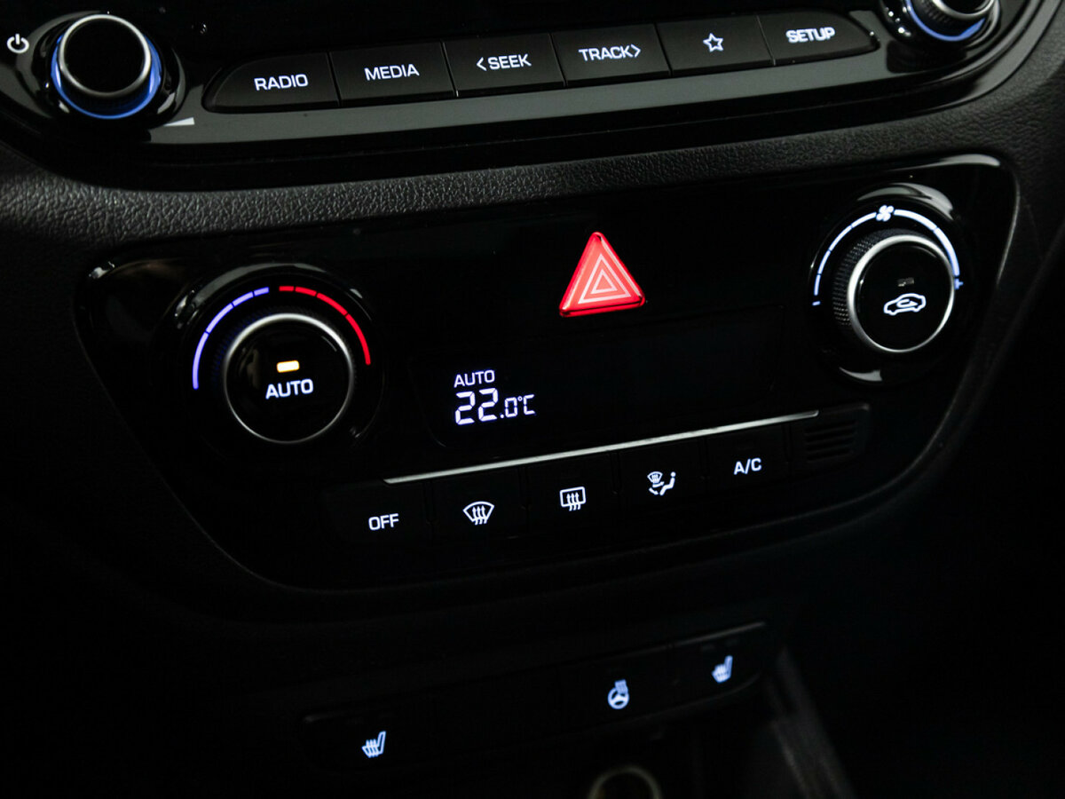 Hyundai Solaris с пробегом — 2021 год. Фото: #14