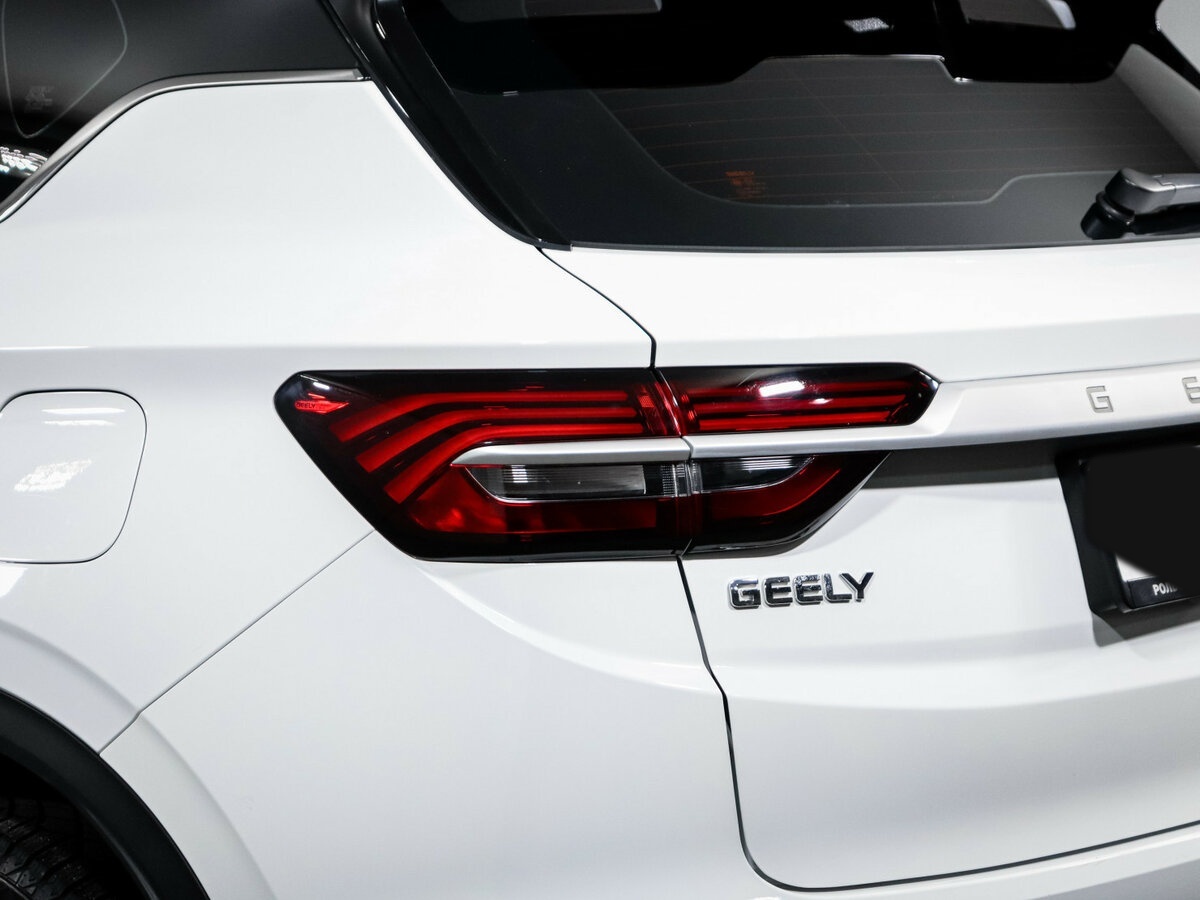 Geely Coolray с пробегом — 2023 год. Фото: #16