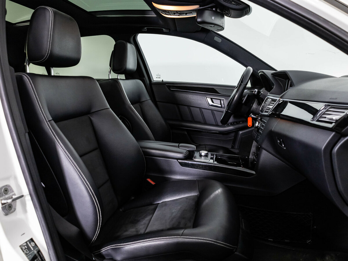 Mercedes-Benz E-Класс с пробегом — 2012 год. Фото: #13