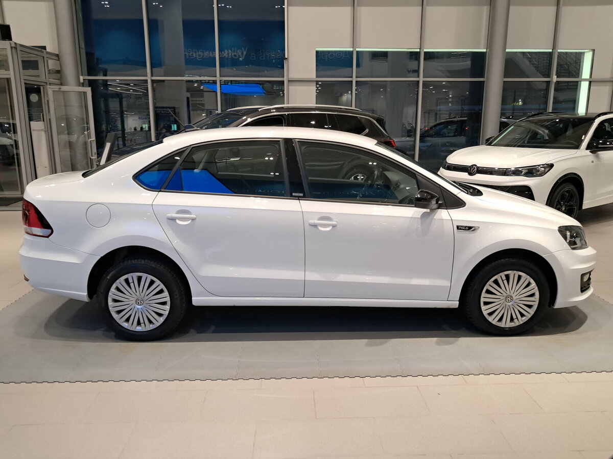 Volkswagen Polo с пробегом — 2017 год. Фото: #3