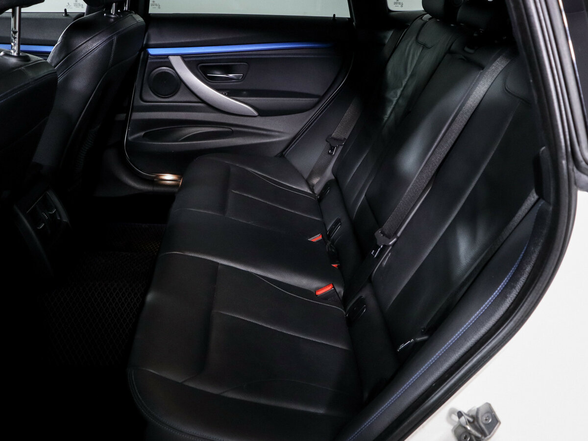 BMW 3 серии с пробегом — 2018 год. Фото: #7