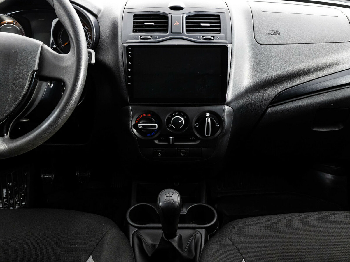 Lada (ВАЗ) Granta с пробегом — 2023 год. Фото: #8