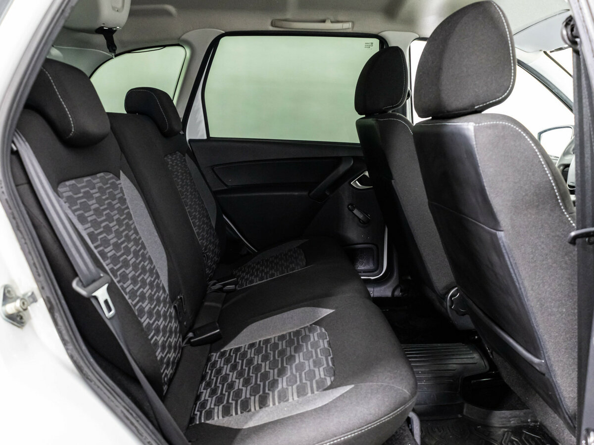 Lada (ВАЗ) Granta с пробегом — 2023 год. Фото: #14