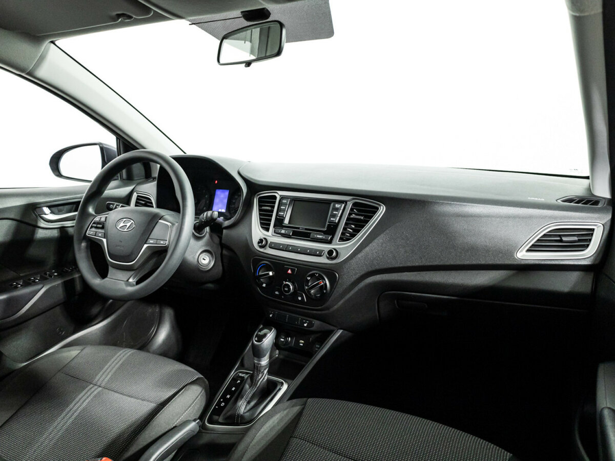 Hyundai Solaris с пробегом — 2021 год. Фото: #8