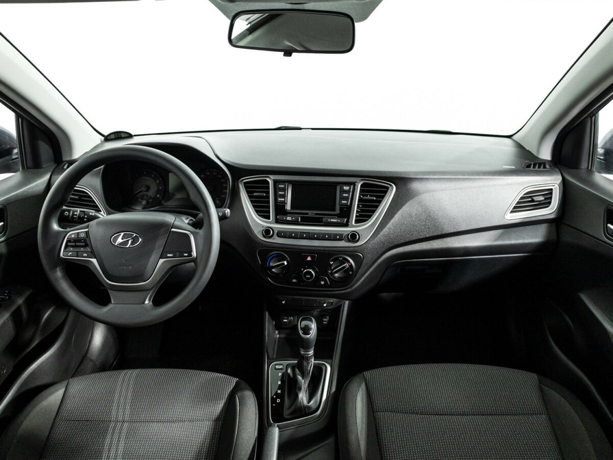 Hyundai Solaris с пробегом — 2021 год. Фото: #12