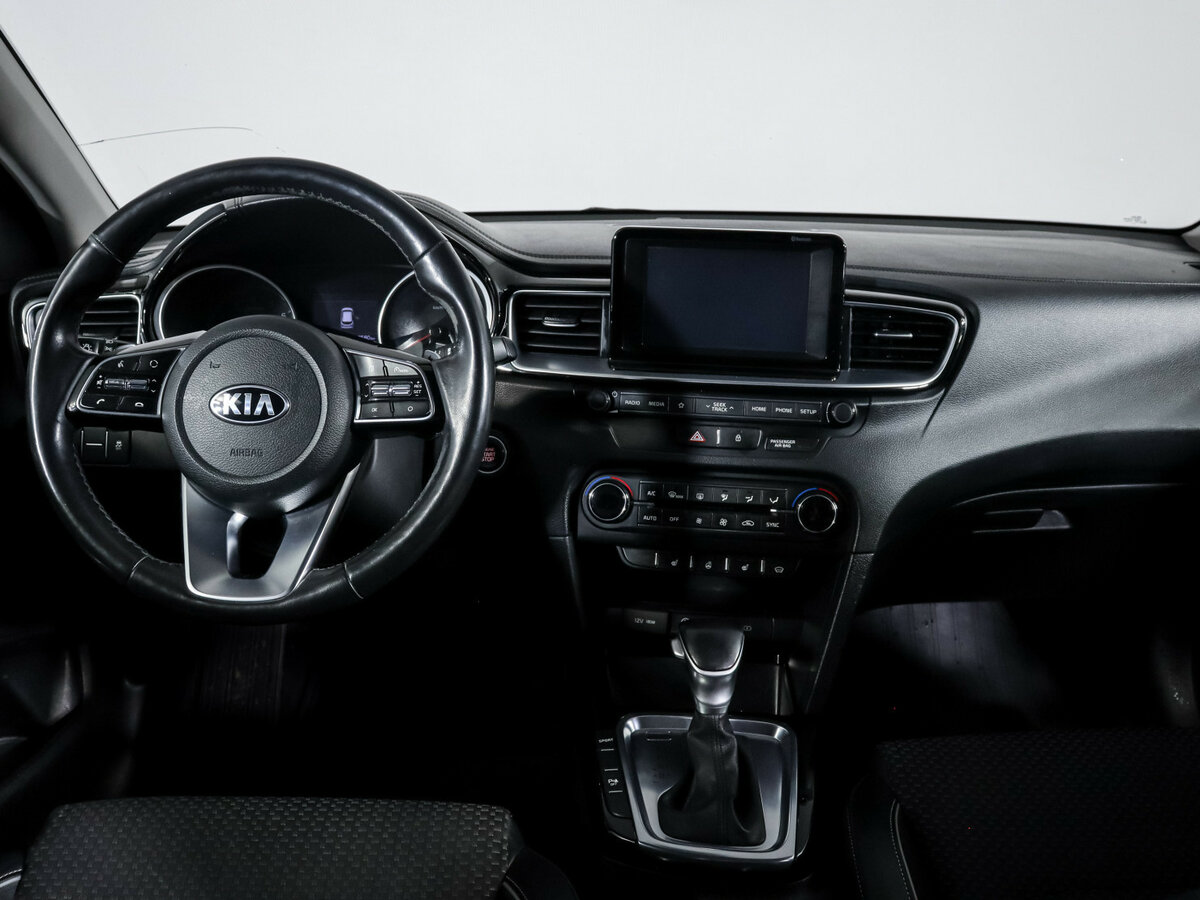 Kia Ceed с пробегом — 2019 год. Фото: #8