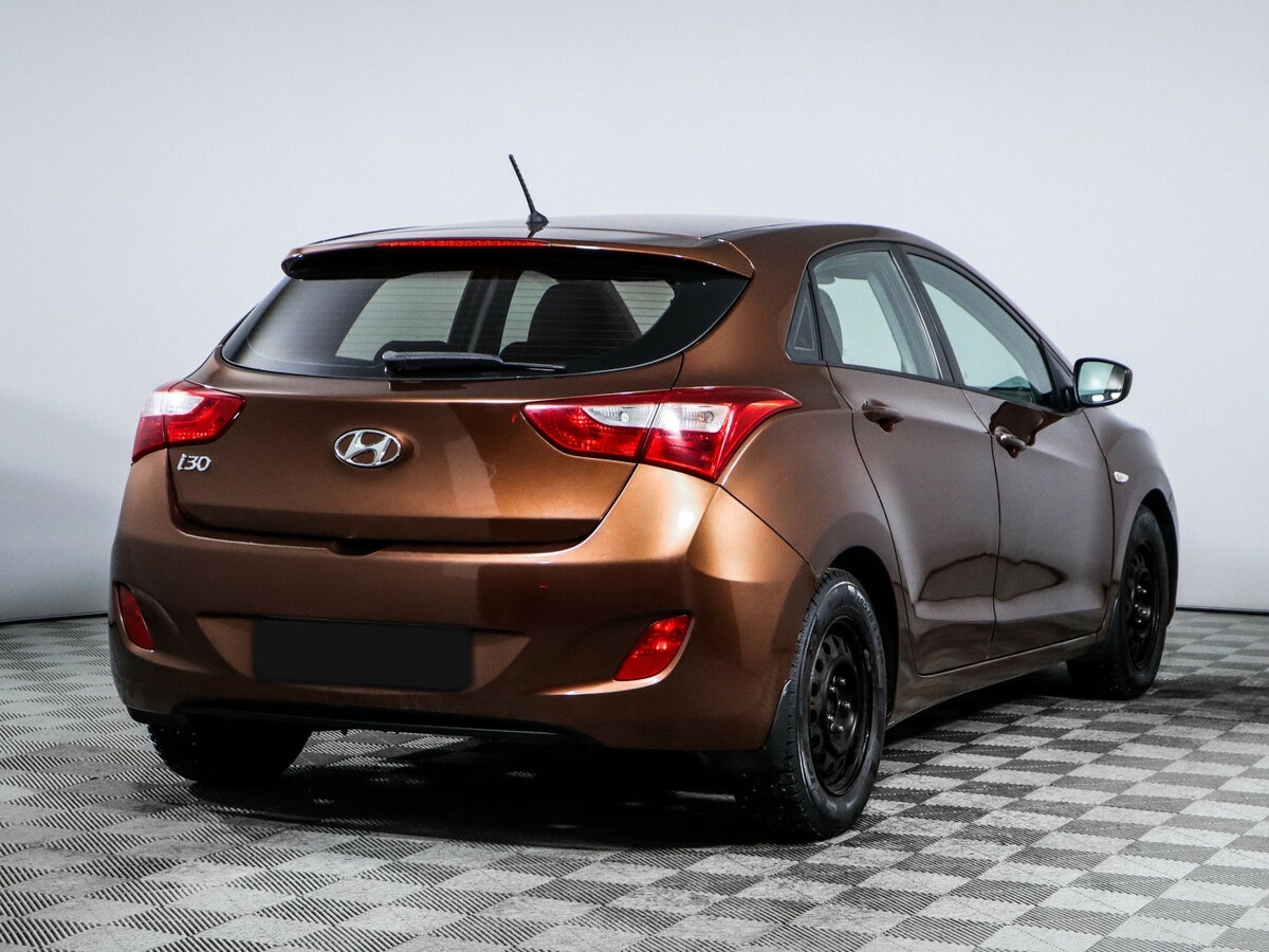 Hyundai i30 с пробегом — 2012 год. Фото: #3
