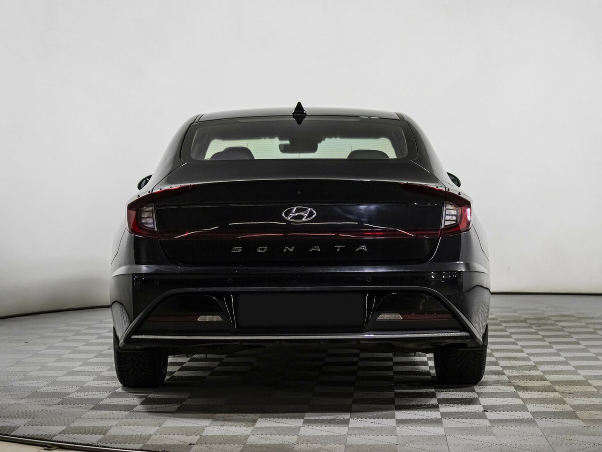 Hyundai Sonata с пробегом — 2020 год. Фото: #4