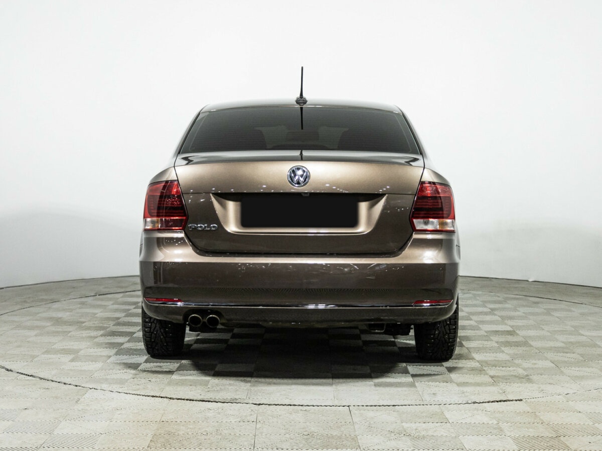 Volkswagen Polo с пробегом — 2018 год. Фото: #5
